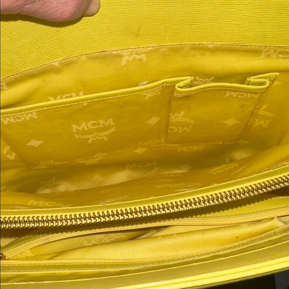 MCM Yellow Tote Bag - Picture 8 of 17